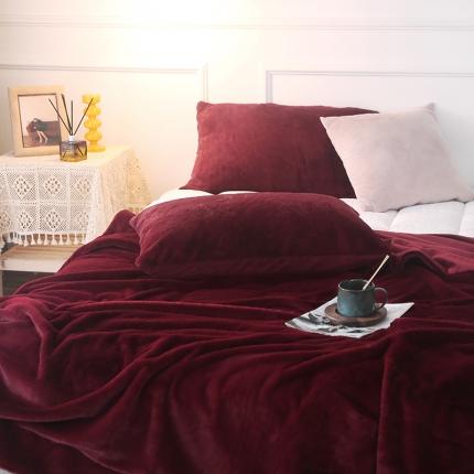 91家纺网 家纺一手货源 找家纺 （总）卡奥家纺 2025新款纯色银狐绒枕套48x74cm一对