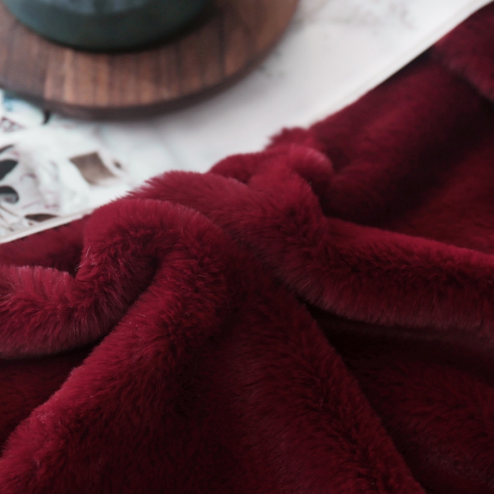 91家纺网 家纺一手货源 找家纺 卡奥家纺 2025新款纯色银狐绒枕套48x74cm一对 纯面-魅力红