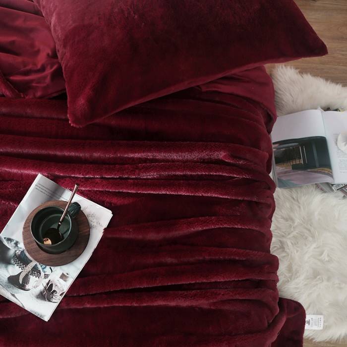 91家纺网 家纺一手货源 找家纺 卡奥家纺 2025新款纯色银狐绒枕套48x74cm一对 纯面-魅力红