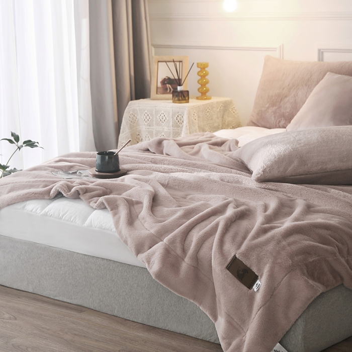 91家纺网 家纺一手货源 找家纺 卡奥家纺 2025新款纯色银狐绒枕套48x74cm一对 纯面-香苏粉