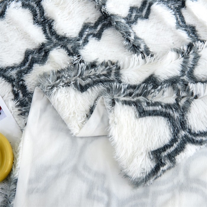 91家纺网 家纺一手货源 找家纺 品尚嘉水貂绒毛毯长毛绒法莱绒双层跨境外贸毯子-扎染系灰白格子