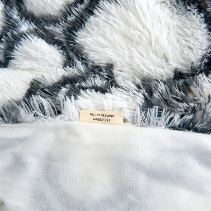 91家纺网 家纺一手货源 找家纺 品尚嘉2025水貂绒毛毯长毛绒法莱绒双层跨境外贸毯子灰白格子