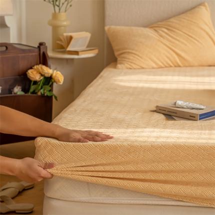 91家纺网 家纺一手货源 找家纺 总FORTWO 2022新款230克压花牛奶绒肌理纹单品床笠