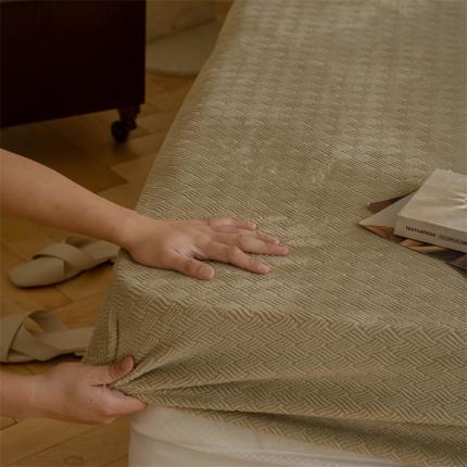 91家纺网 家纺一手货源 找家纺 总FORTWO 2022新款230克压花牛奶绒肌理纹单品床笠