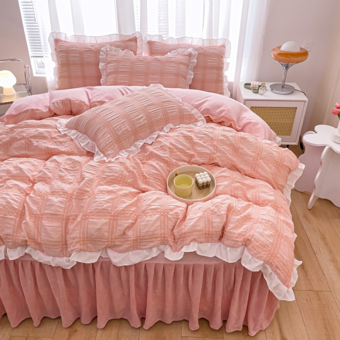 91家纺网 家纺一手货源 找家纺 绒兔兔 A版泡泡纱+B版牛奶绒韩版床裙床单四件套 淡粉