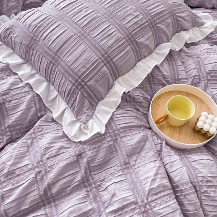 91家纺网 家纺一手货源 找家纺 绒兔兔 A版泡泡纱+B版牛奶绒韩版床裙床单四件套 葡萄紫