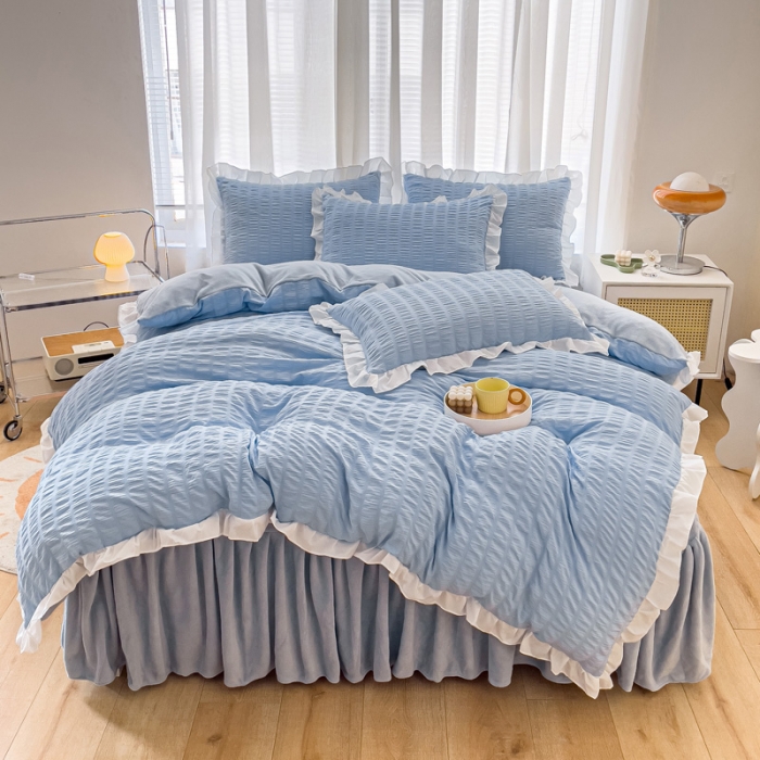 91家纺网 家纺一手货源 找家纺 绒兔兔 A版泡泡纱+B版牛奶绒韩版床裙床单四件套 天空蓝