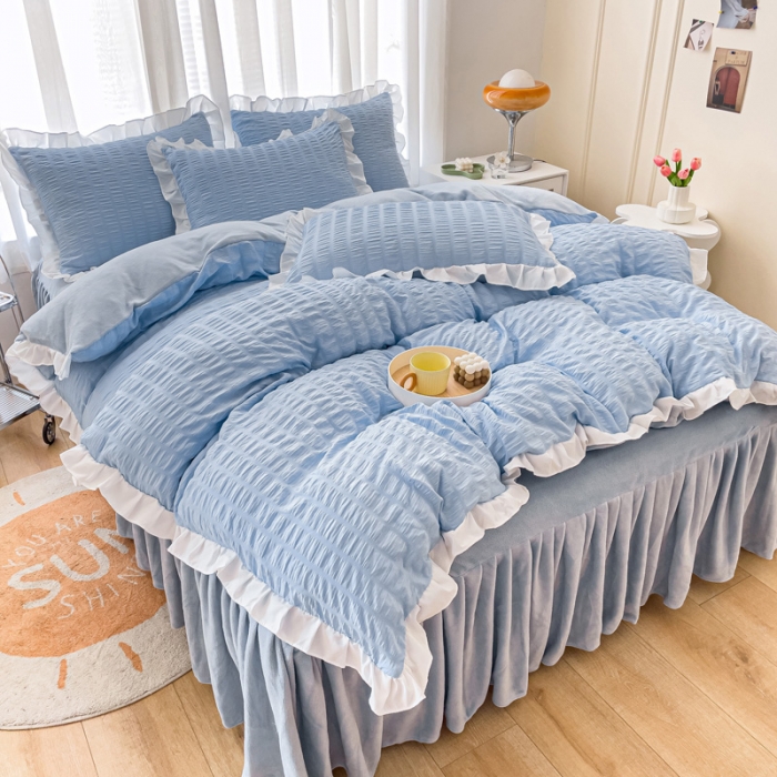 91家纺网 家纺一手货源 找家纺 绒兔兔 A版泡泡纱+B版牛奶绒韩版床裙床单四件套 天空蓝