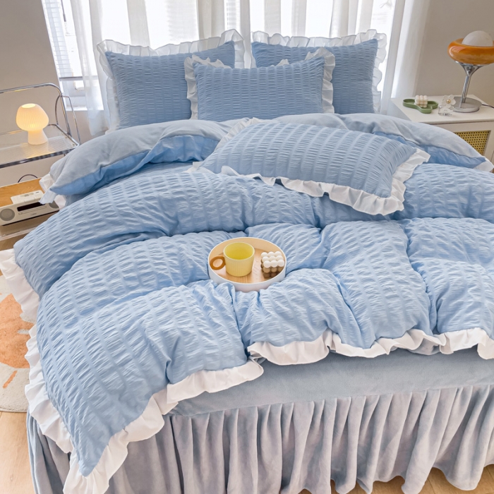 91家纺网 家纺一手货源 找家纺 绒兔兔 A版泡泡纱+B版牛奶绒韩版床裙床单四件套 天空蓝