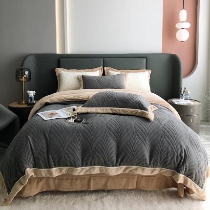 91家纺网 家纺一手货源 找家纺 （总）瑞雪 2025新款牛奶绒雕花款四件套-枫叶