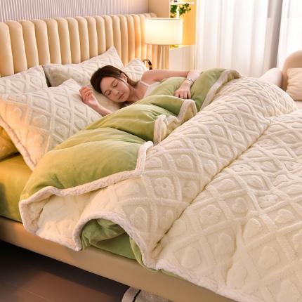 91家纺网 家纺一手货源 找家纺 澳梵 新款塔芙绒牛奶绒包边四件套-柔情慢漫 花意-奶白绿