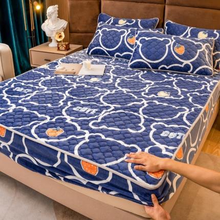 91家纺网 家纺一手货源 找家纺 美莱 2022年夹棉加厚牛奶绒床笠单件三件套直播爆款 幸运小熊