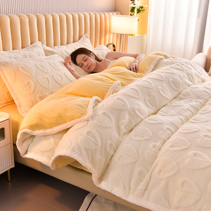 91家纺网 家纺一手货源 找家纺 澳梵 新款塔芙绒牛奶绒包边四件套-柔情慢漫 爱意-奶白黄