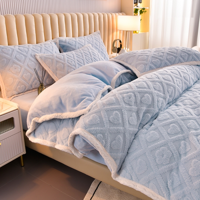 91家纺网 家纺一手货源 找家纺 澳梵 新款塔芙绒牛奶绒包边四件套-柔情慢漫 花意-婴儿蓝