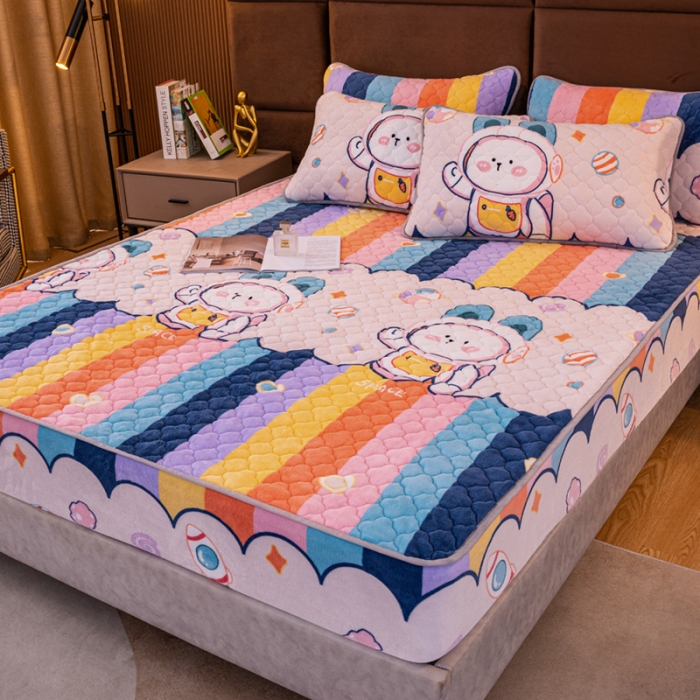 91家纺网 家纺一手货源 找家纺 美莱 2022年夹棉加厚牛奶绒床笠单件三件套直播爆款 彩虹兔