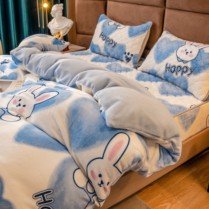 91家纺网 家纺一手货源 找家纺 美莱 2022年夹棉加厚牛奶绒床笠单件三件套直播爆款 漫漫兔