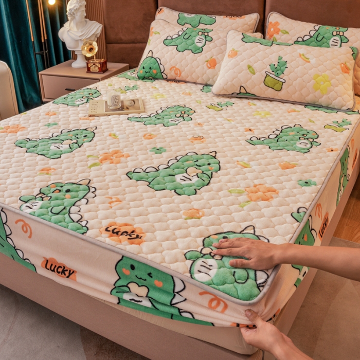 91家纺网 家纺一手货源 找家纺 美莱 2022年夹棉加厚牛奶绒床笠单件三件套直播爆款 小恐龙