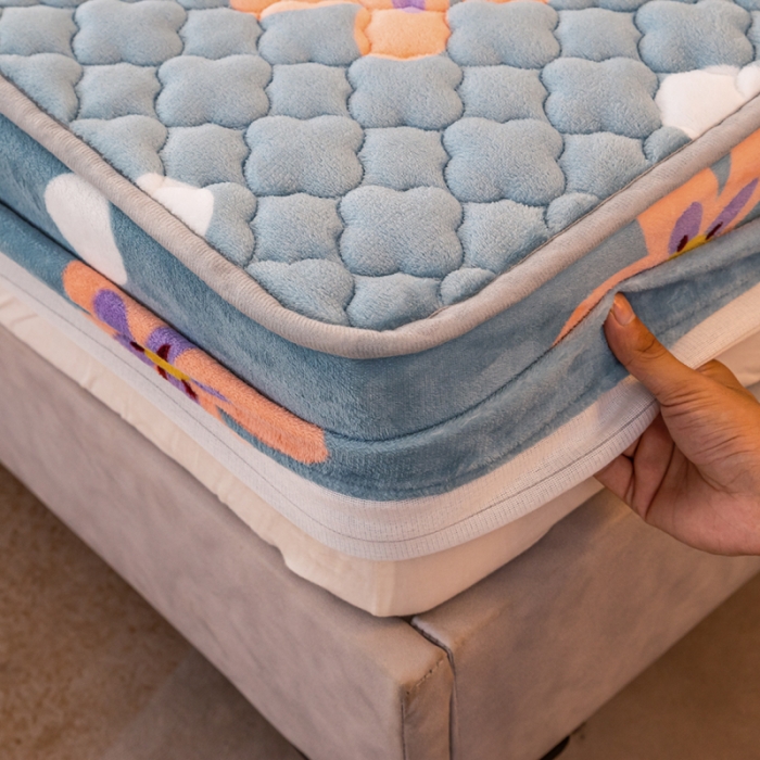 91家纺网 家纺一手货源 找家纺 美莱 2022年夹棉加厚牛奶绒床笠单件三件套直播爆款 星诚