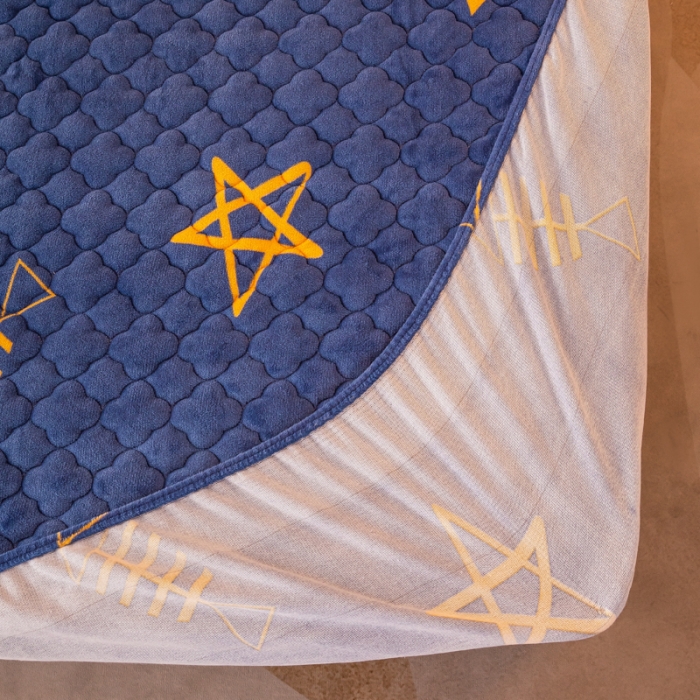 91家纺网 家纺一手货源 找家纺 美莱 2022年夹棉加厚牛奶绒床笠单件三件套直播爆款 鱼趣