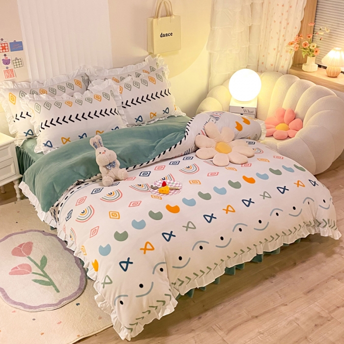 91家纺网 家纺一手货源 找家纺 绒兔兔 2022新款印花牛奶绒四件套提供买家秀几何空间