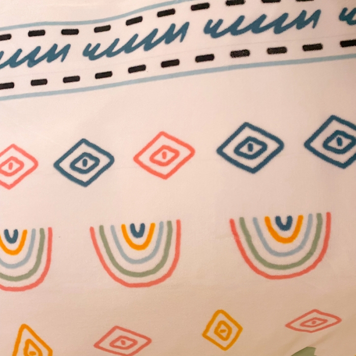 91家纺网 家纺一手货源 找家纺 绒兔兔 2022新款印花牛奶绒四件套提供买家秀几何空间