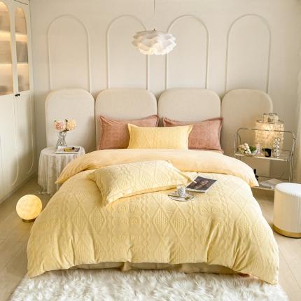 寐居 2022新款高克重烂花牛奶绒四件套 韩式烂花-米黄