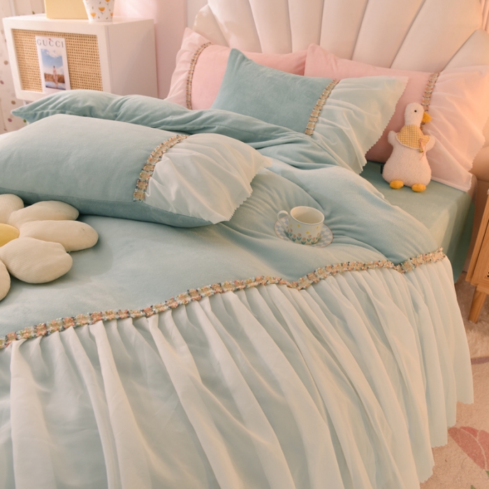 91家纺网 家纺一手货源 找家纺 （总）艾米家居 2022秋冬新款牛奶绒花边四件套爱莎系列