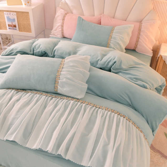 91家纺网 家纺一手货源 找家纺 艾米家居 2022秋冬新款牛奶绒花边四件套爱莎系列 豆绿