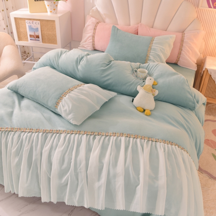 91家纺网 家纺一手货源 找家纺 艾米家居 2022秋冬新款牛奶绒花边四件套爱莎系列 豆绿