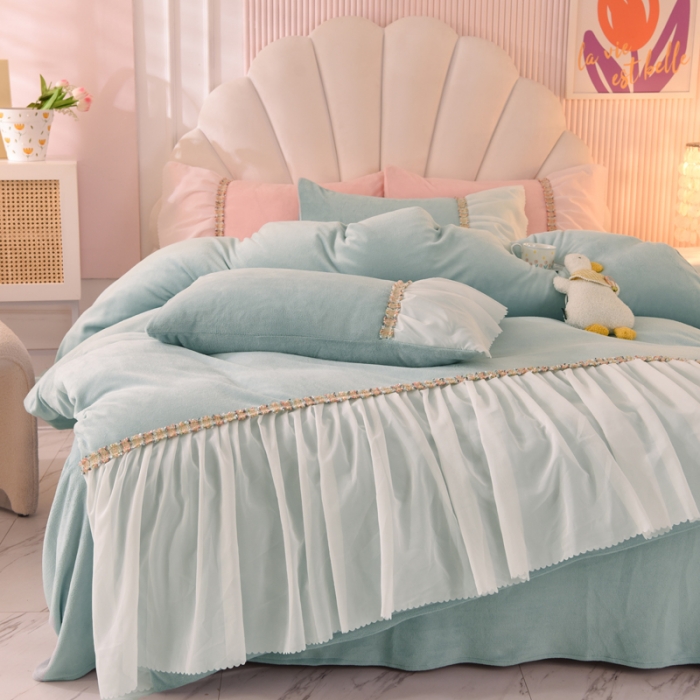 91家纺网 家纺一手货源 找家纺 艾米家居 2022秋冬新款牛奶绒花边四件套爱莎系列 豆绿