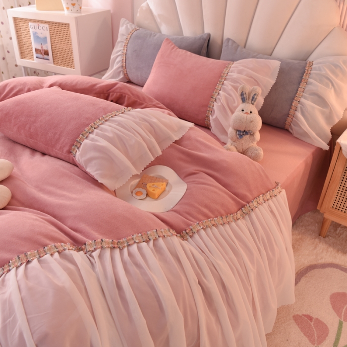 91家纺网 家纺一手货源 找家纺 艾米家居 2022秋冬新款牛奶绒花边四件套爱莎系列 豆沙