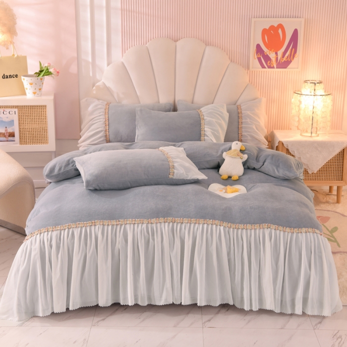 91家纺网 家纺一手货源 找家纺 艾米家居 2022秋冬新款牛奶绒花边四件套爱莎系列 灰色