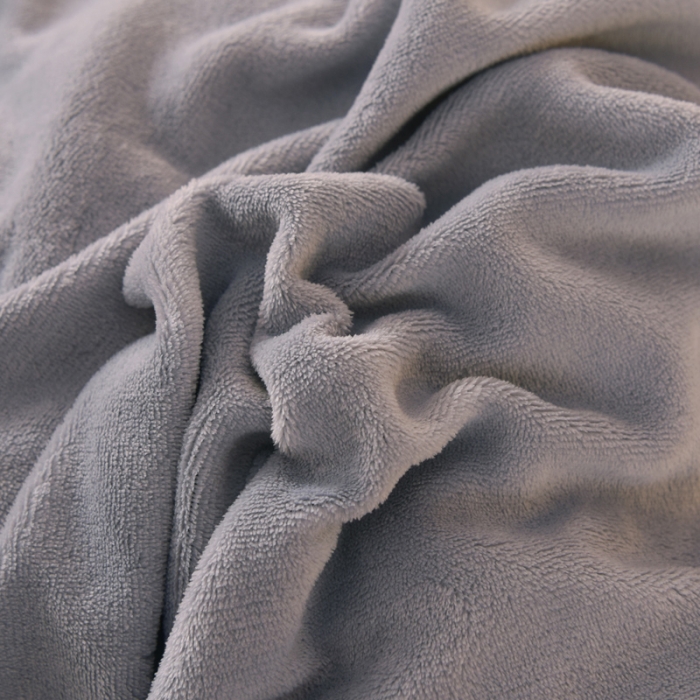 91家纺网 家纺一手货源 找家纺 艾米家居 2022秋冬新款牛奶绒花边四件套爱莎系列 灰色