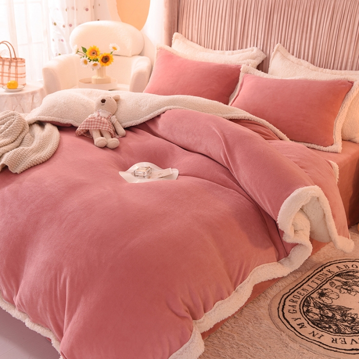 91家纺网 家纺一手货源 找家纺 艾米家居  2022秋冬新款羊羔绒拼牛奶绒系列 豆沙