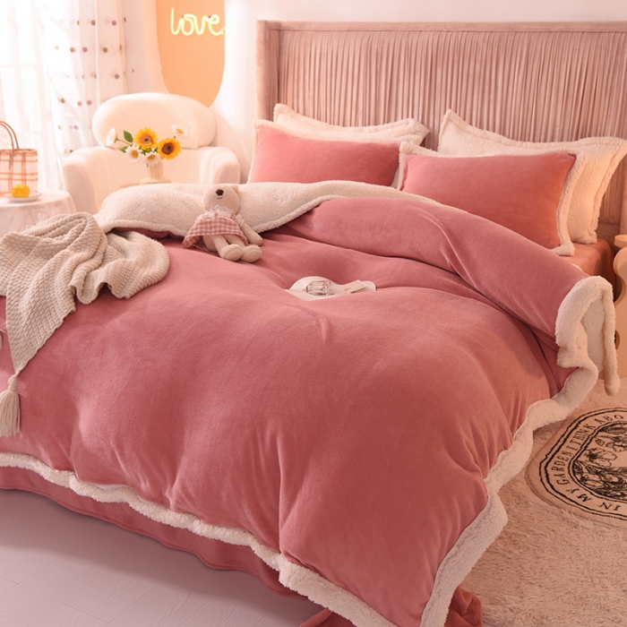 91家纺网 家纺一手货源 找家纺 艾米家居  2022秋冬新款羊羔绒拼牛奶绒系列 豆沙