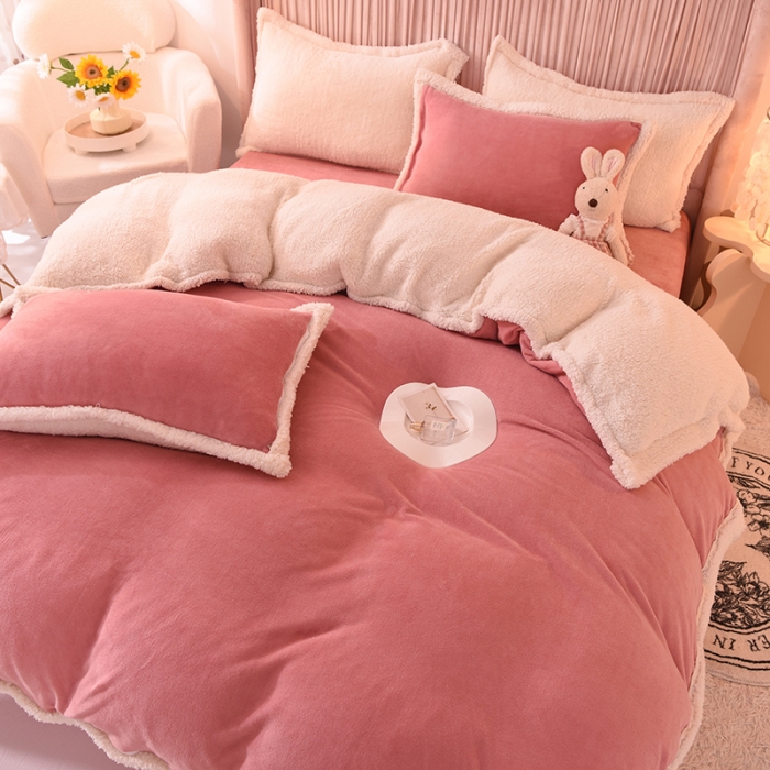 91家纺网 家纺一手货源 找家纺 艾米家居  2022秋冬新款羊羔绒拼牛奶绒系列 豆沙