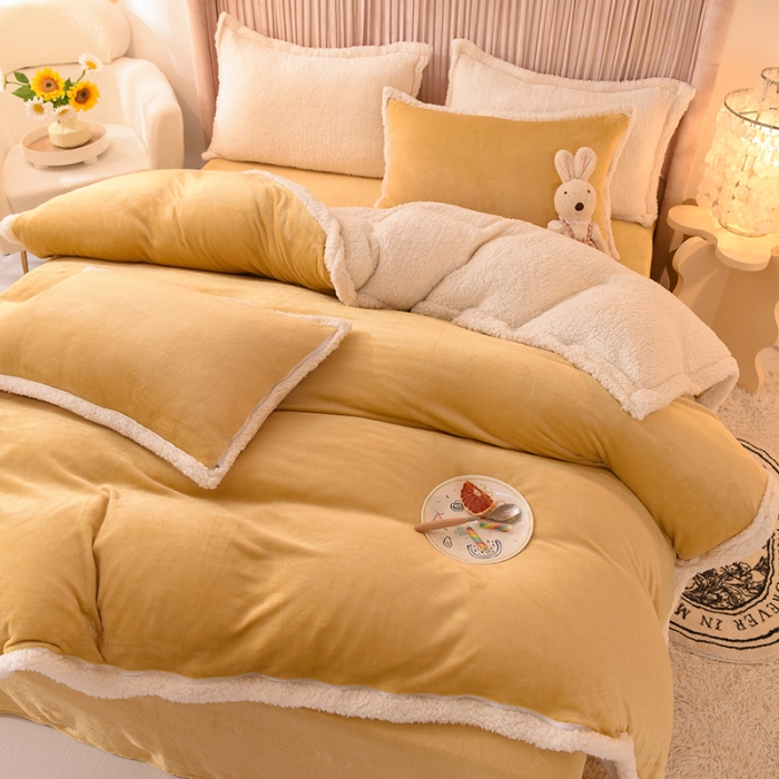 91家纺网 家纺一手货源 找家纺 艾米家居  2022秋冬新款羊羔绒拼牛奶绒系列 黄