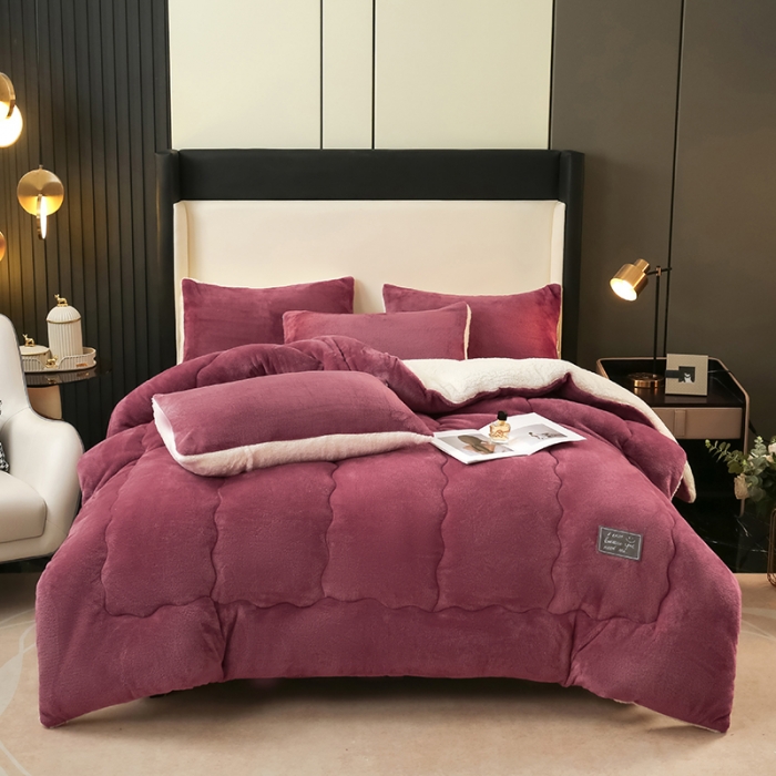 91家纺网 家纺一手货源 找家纺 （总）吾秀 2022  兔兔绒冬被 牛奶绒冬被子羊羔绒冬被