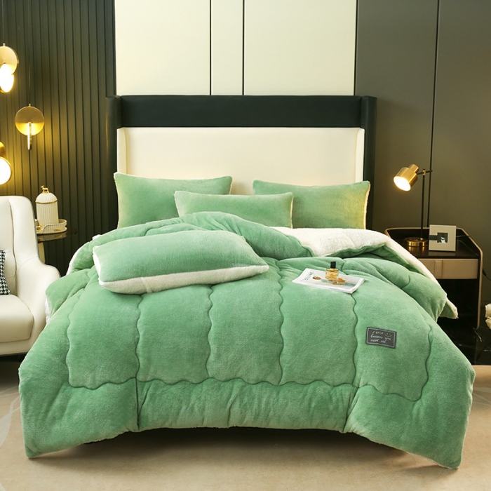 91家纺网 家纺一手货源 找家纺 吾秀 2022新款加厚保暖兔兔绒冬被 浅绿