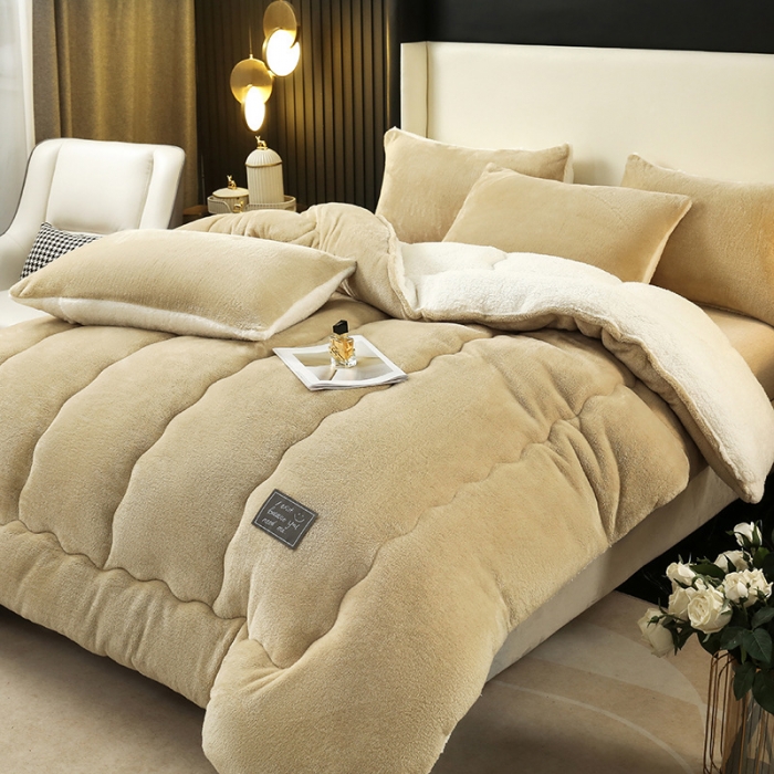 91家纺网 家纺一手货源 找家纺 吾秀 2022新款加厚保暖兔兔绒冬被 驼色