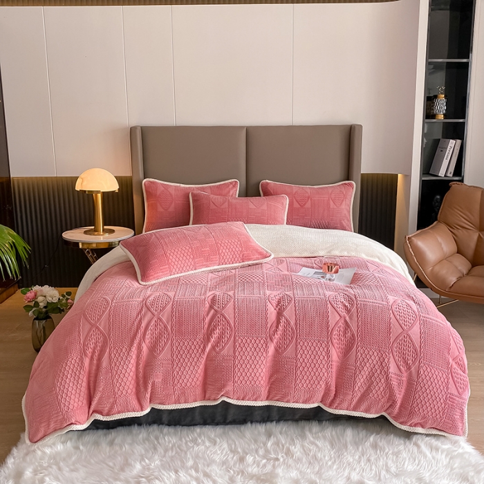 91家纺网 家纺一手货源 找家纺 （总）吾诺 2022 雕花绒二合一冬被 可拆洗牛奶绒冬被