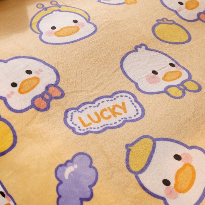 91家纺网 家纺一手货源 找家纺 金鑫汇 2022新款牛奶绒学生上下铺三件套 欢乐鸭-黄