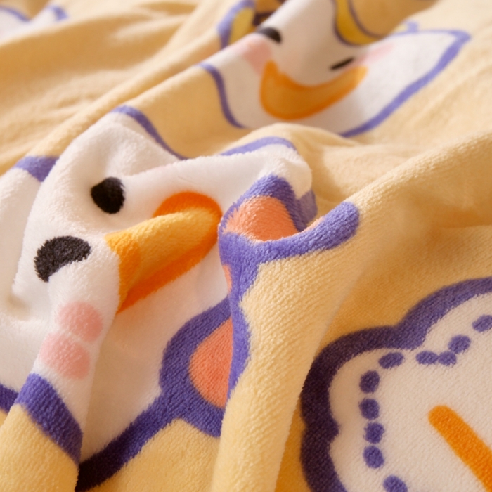 91家纺网 家纺一手货源 找家纺 金鑫汇 2022新款牛奶绒学生上下铺三件套 欢乐鸭-黄