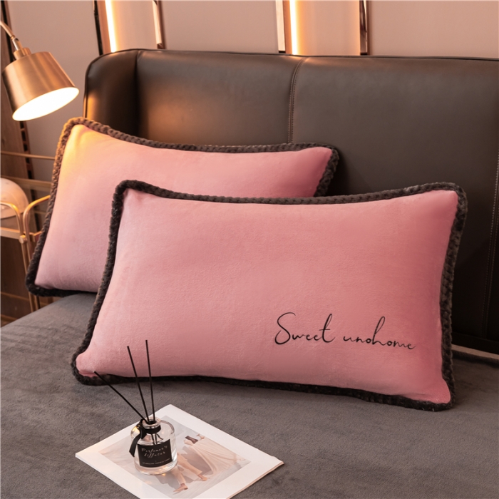 91家纺网 家纺一手货源 找家纺 吾诺 2022新款双拼色二合一冬被 双拼豆沙风格二