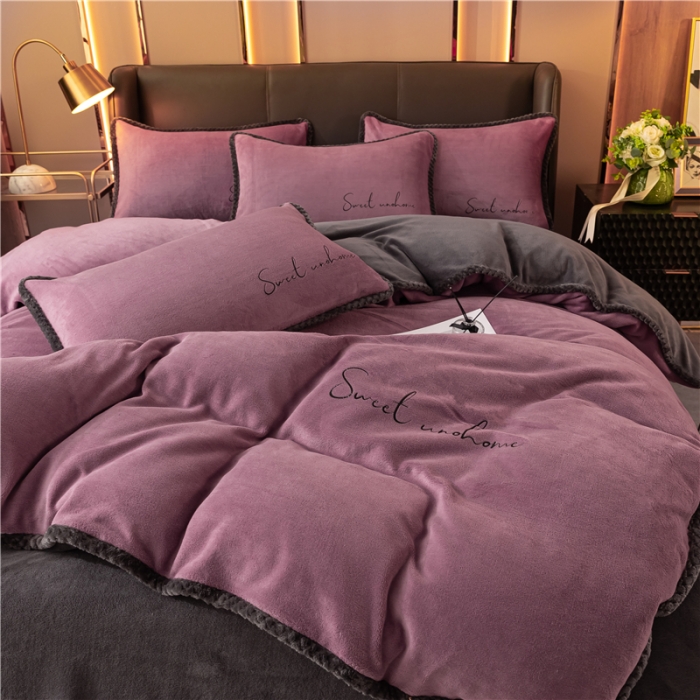 91家纺网 家纺一手货源 找家纺 吾诺 2022新款双拼色二合一冬被 双拼浅紫风格二