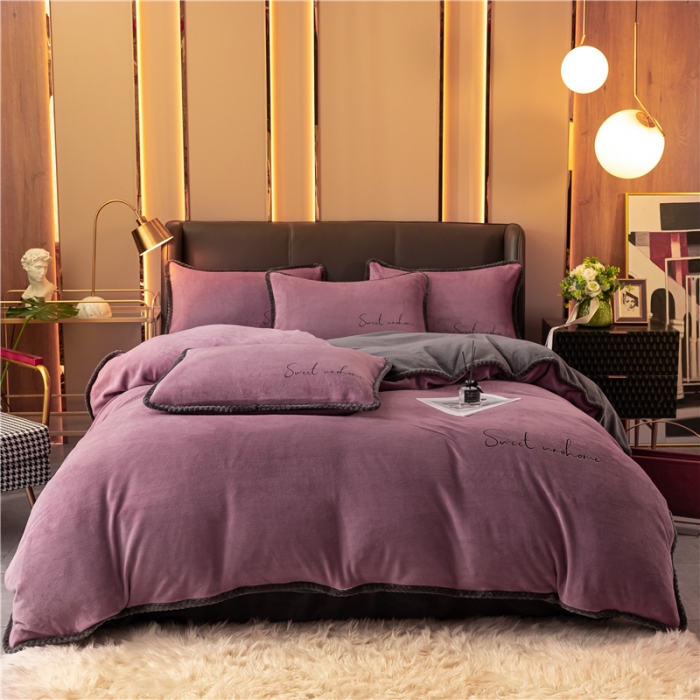 91家纺网 家纺一手货源 找家纺 吾诺 2022新款双拼色二合一冬被 双拼浅紫风格二