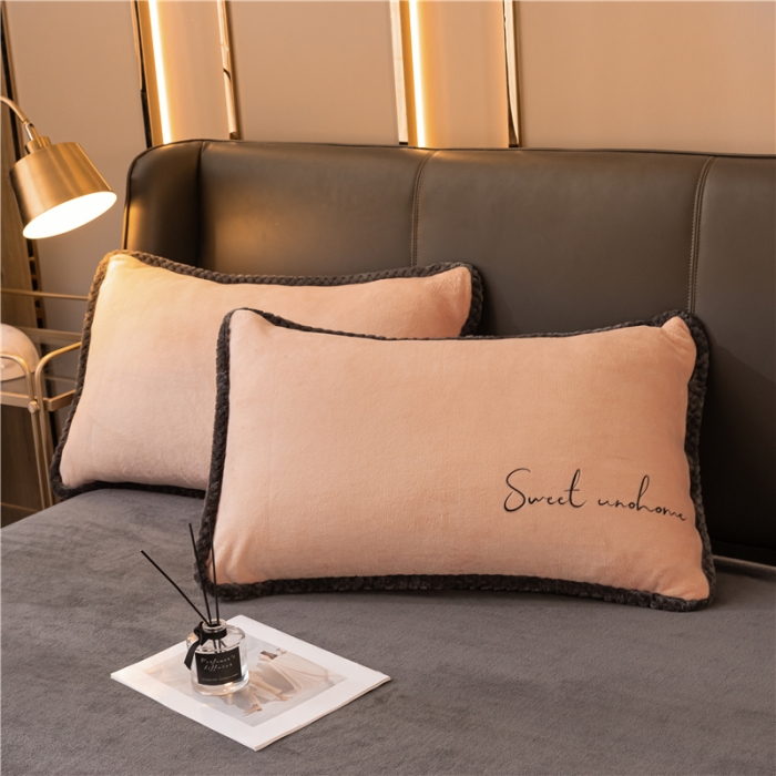 91家纺网 家纺一手货源 找家纺 吾诺 2022新款双拼色二合一冬被 双拼香槟风格二