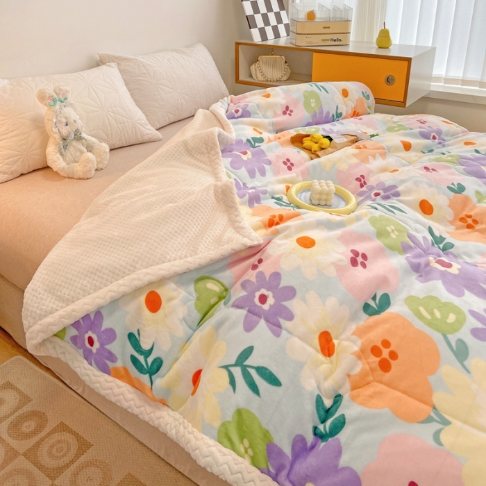 91家纺网 家纺一手货源 找家纺 慕尚 2022爆款牛奶绒贝贝绒夹棉3层加厚毛毯 加厚毯-布兰卡