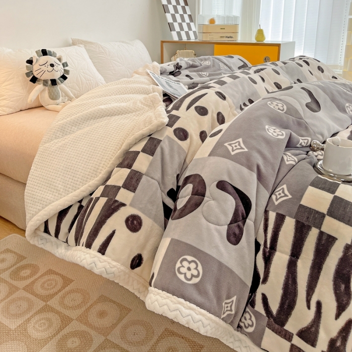 91家纺网 家纺一手货源 找家纺 慕尚 2022爆款牛奶绒贝贝绒夹棉3层加厚毛毯 加厚毯-杜比