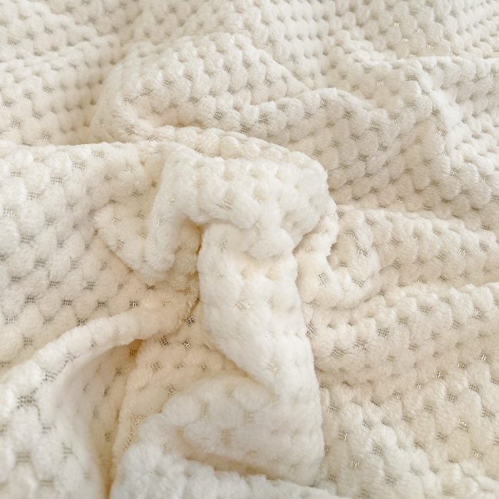 91家纺网 家纺一手货源 找家纺 慕尚 2022爆款牛奶绒贝贝绒夹棉3层加厚毛毯 加厚毯-杜比